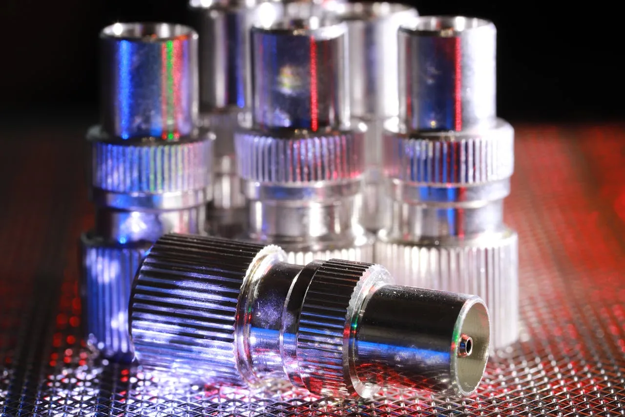 Hydraulic hose ferrule and fitting identification for different hydraulic hose fittings types