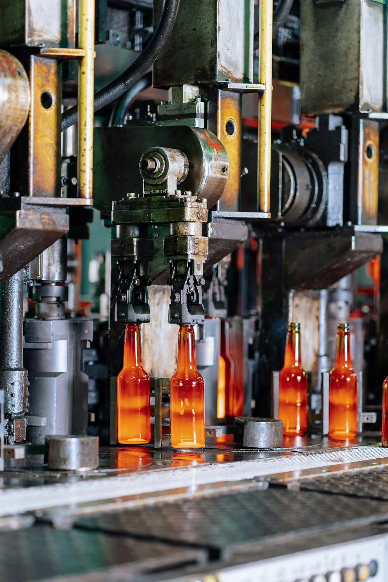 Hydraulic hose skiving process before crimp fitting installation
